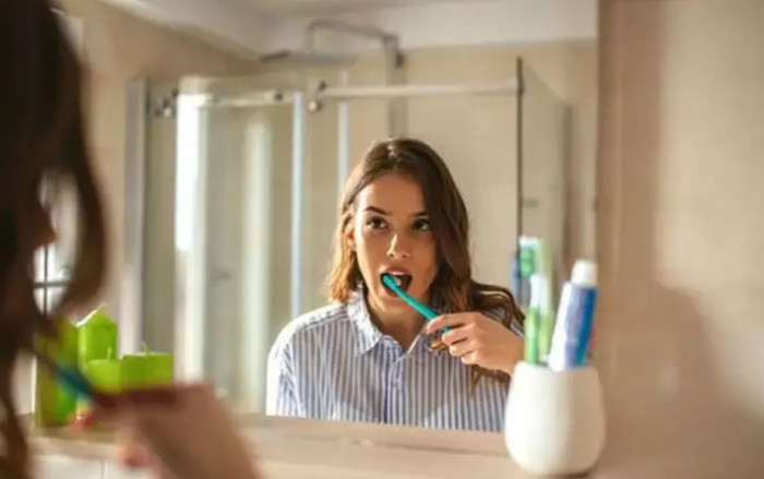 Đánh răng trước hay sau khi ăn sáng tốt hơn? Ảnh 2