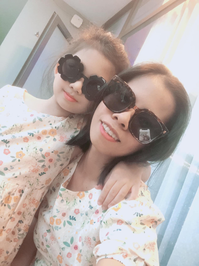 Con gái Mai Phương được bảo mẫu đưa đi du lịch sau thi học kỳ, tiếp nối sứ mệnh chăm sóc thiên thần nhỏ Ảnh 1