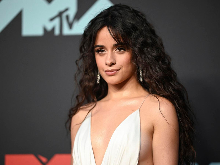 Camila Cabello biểu diễn mở màn chung kết Champion League Ảnh 6