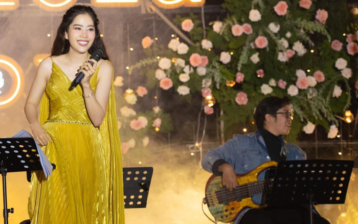 Nam Em 'bay sạch' thần thái, gương mặt hốt hoảng trước hành động này của band nhạc Ảnh 2