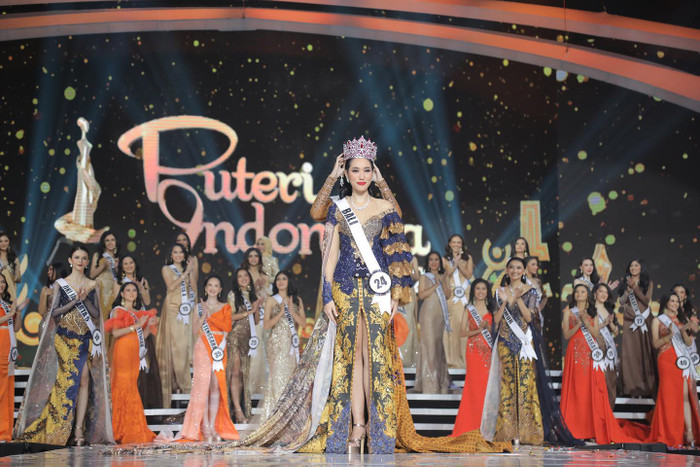 Thêm 'cô bé đô con' xuất hiện tại Hoa hậu Hoàn vũ 2022, chiều cao bỏ xa Kim Duyên năm nào Ảnh 4