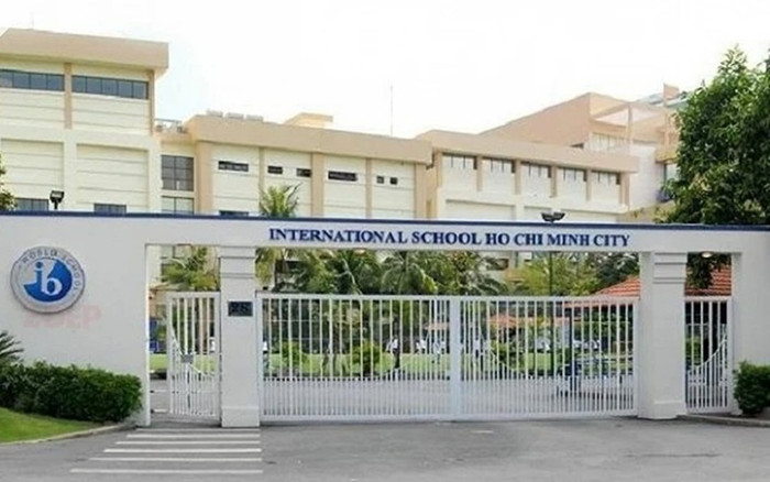 Vụ phụ huynh tố con gái bị bạo lực học đường: Hiệu trưởng trường Quốc tế ở TP.HCM nói gì? Ảnh 2