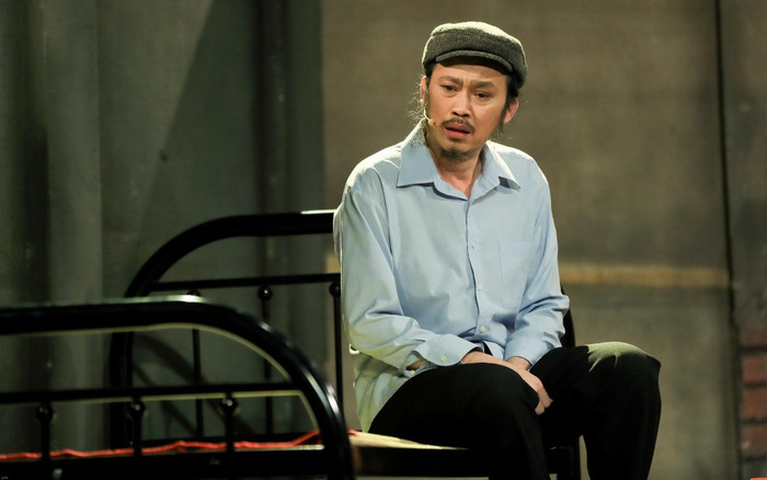 Hoài Linh hậu scandal từ thiện: Từ đi diễn hội chợ đến hát đám cưới Ảnh 2