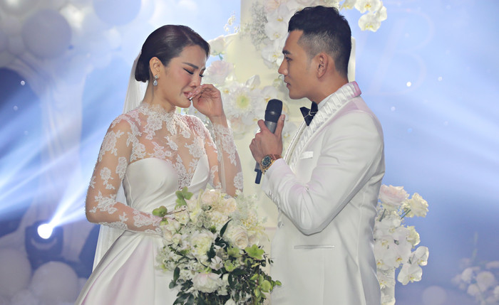 Những sao Việt bật khóc trong lễ cưới Ảnh 4