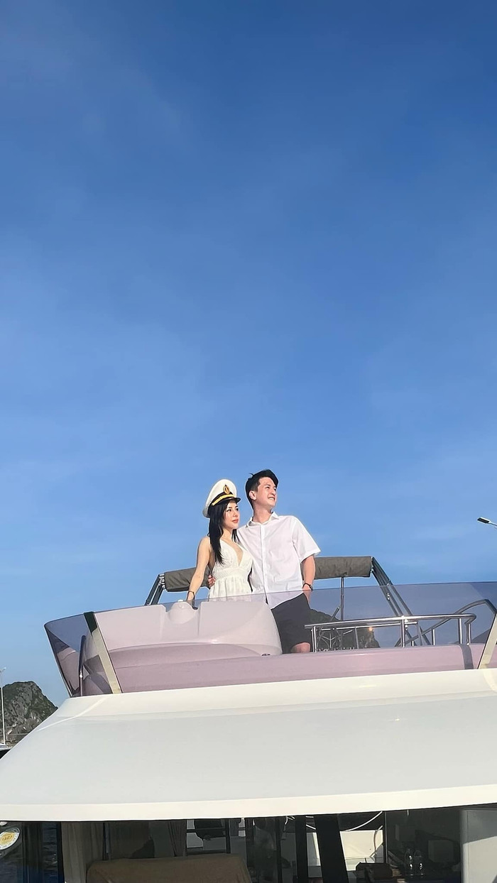 Động thái này của Bạch Lan Phương như ngầm phủ nhận tin đồn tin chia tay.