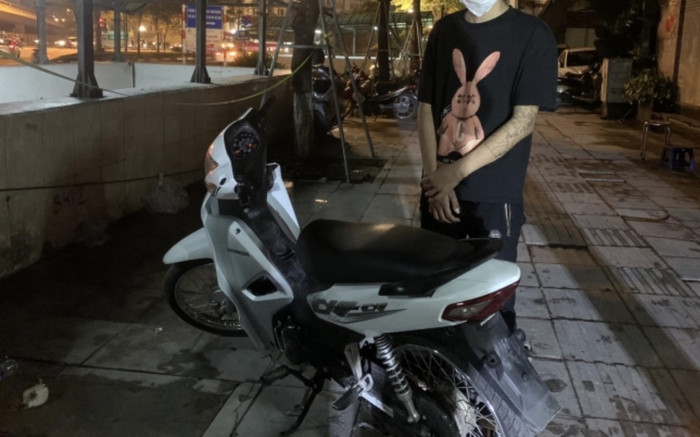 Thanh niên 5 tháng mất xe máy 2 lần, được công an phát hiện trao trả lại Ảnh 2