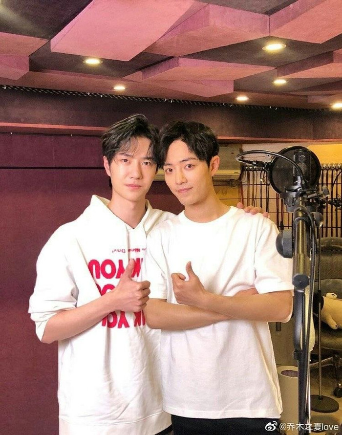 Ánh mắt đầy 'ám muội' dành cho Tiêu Chiến và Vương Nhất Bác, fan nghi Dương Mịch là hủ nữ ngầm? Ảnh 7