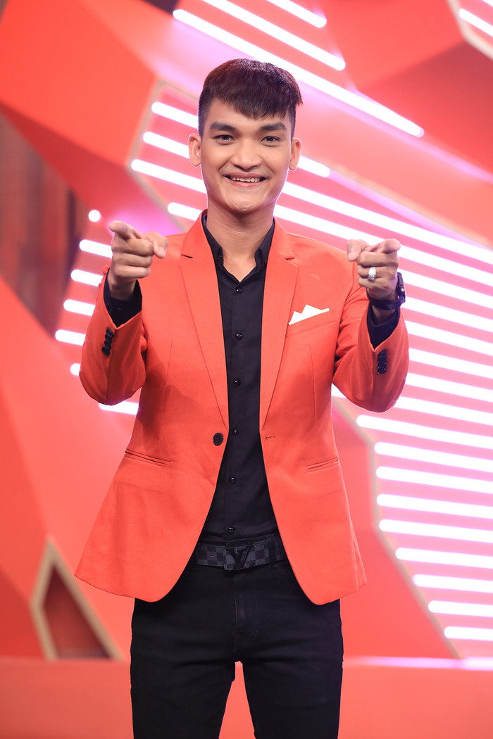 Quá khứ nghèo khó của Mạc Văn Khoa, từng chở gạch thuê để kiếm sống Ảnh 4