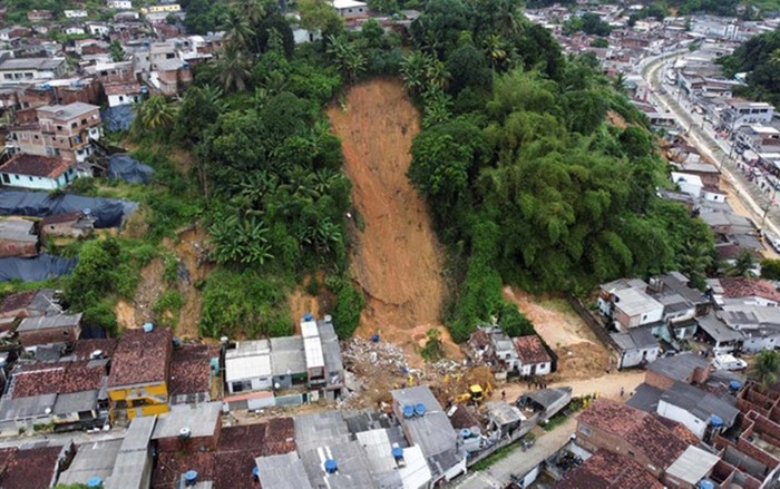 Thế giới đón mùa mưa bão Ảnh 2