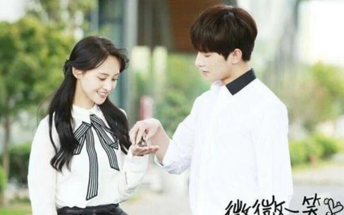 Năm 2016, Trịnh Sảng từng được xem là đẹp đôi nhất với Dương Dương, nhưng cô nhanh chóng mất hút khỏi Cbiz vì scandal.