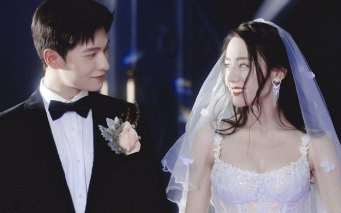 Địch Lệ Nhiệt Ba là 'người tình màn ảnh' phù hợp nhất với Dương Dương Ảnh 8