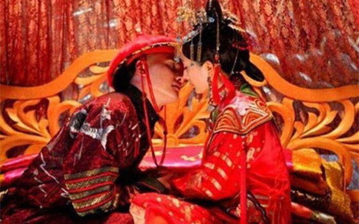 Tại sao Hoàng hậu bắt buộc phải ăn sủi cảo trước khi tận hưởng đêm 'hoan lạc' đầu tiên với Hoàng đế? Ảnh 2