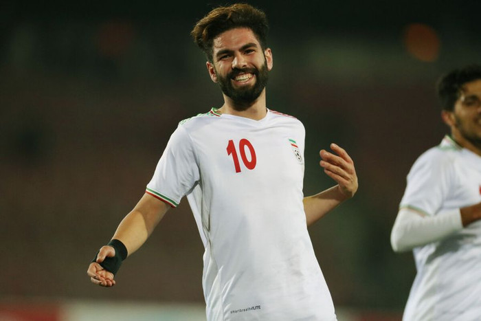 Yasin Salmani của U23 Iran.