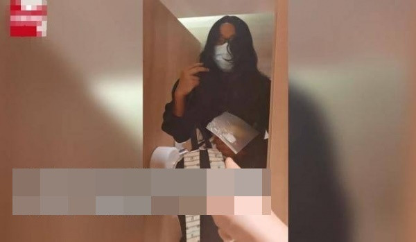 Người đàn ông cải trang thành nữ để lét lút chụp ảnh phụ nữ trong toilet.