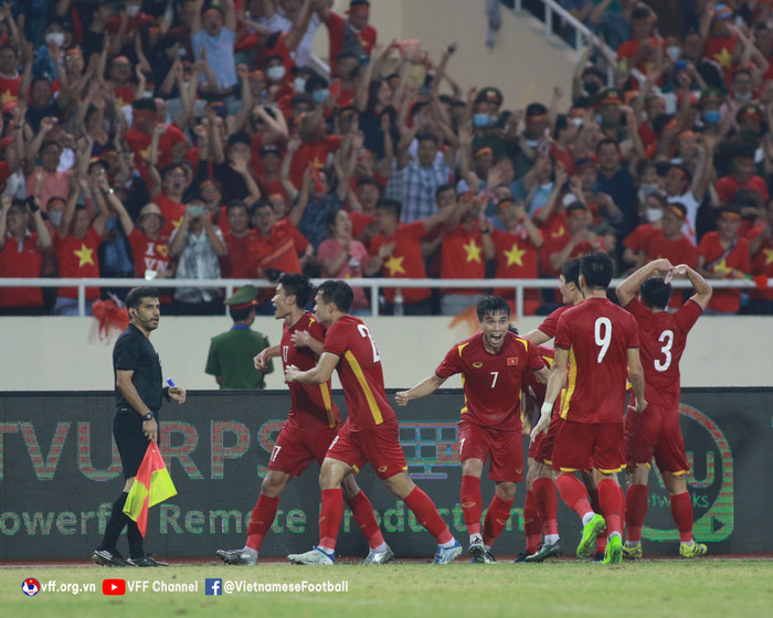 Lịch thi đấu U23 châu Á 2022, U23 Việt Nam và U23 Thái Lan 22h hôm nay, đội nào thắng sẽ rộng cửa vào tứ kết U23 châu Á 2022.