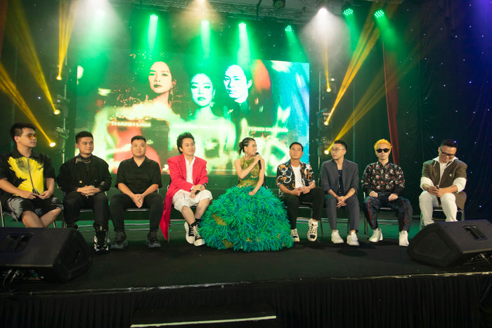 Hoàng Thuỳ Linh kết hợp cùng Tùng Dương và Thanh Lam trong sản phẩm mới.