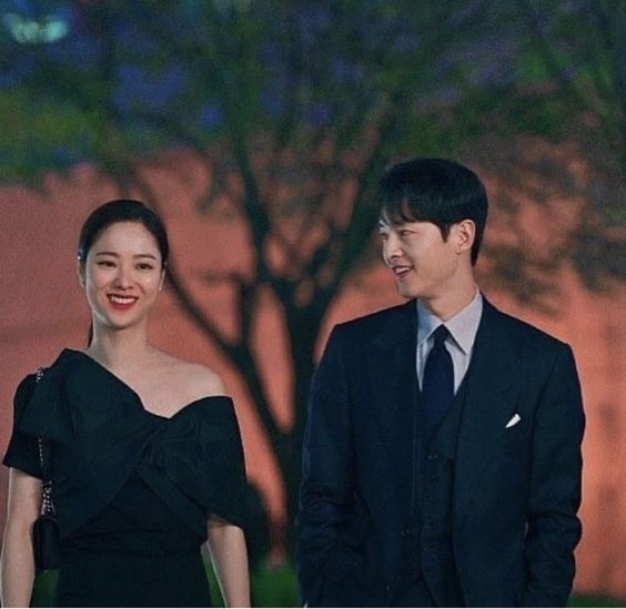 Song Joong Ki hậu ly hôn Song Hye Kyo: Sự nghiệp dậm chân tại chỗ, tin đồn hẹn hò đếm không xuể Ảnh 8