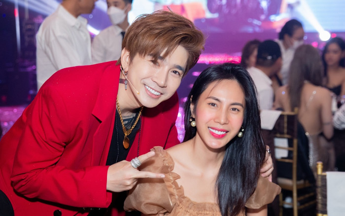 Dàn sao Việt 'quẩy' tưng bừng tại sự kiện sinh nhật, kỷ niệm 10 năm ca hát của Chi Dân Ảnh 2