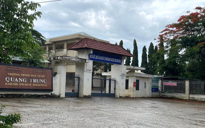 Cô giáo dạy tiếng Anh bị kỷ luật vì đánh 19 học sinh Ảnh 2