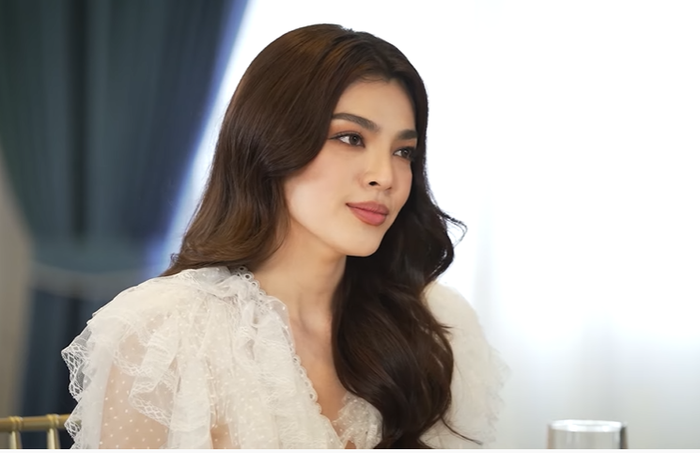 Thúy Vân rỉ tai Trân Đài trước thềm chinh chiến đấu trường nhan sắc quốc tế: 'Đừng để mình lạc trôi' Ảnh 11