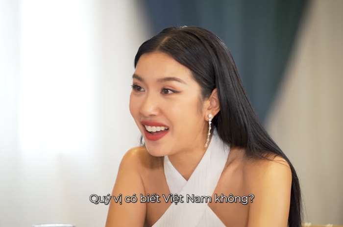 Thúy Vân rỉ tai Trân Đài trước thềm chinh chiến đấu trường nhan sắc quốc tế: 'Đừng để mình lạc trôi' Ảnh 7