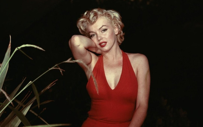9 nguyên tắc làm đẹp vàng tạo nên vẻ đẹp trứ danh cho bom sex Marilyn Monroe Ảnh 2