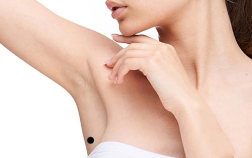 5 nốt ruồi đem lại may mắn, giàu sang phú quý trên cơ thể phụ nữ Ảnh 7