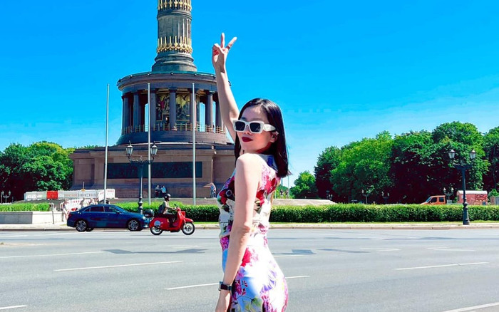Giữa lúc bị tố 'hát chùa' ca khúc 'Ai chung tình được mãi', Lệ Quyên đang làm gì? Ảnh 2