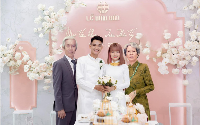 Ông bà quá cố bất ngờ 'xuất hiện' trong hôn lễ của Vy Pumpe, ước nguyện thành hiện thực Ảnh 2