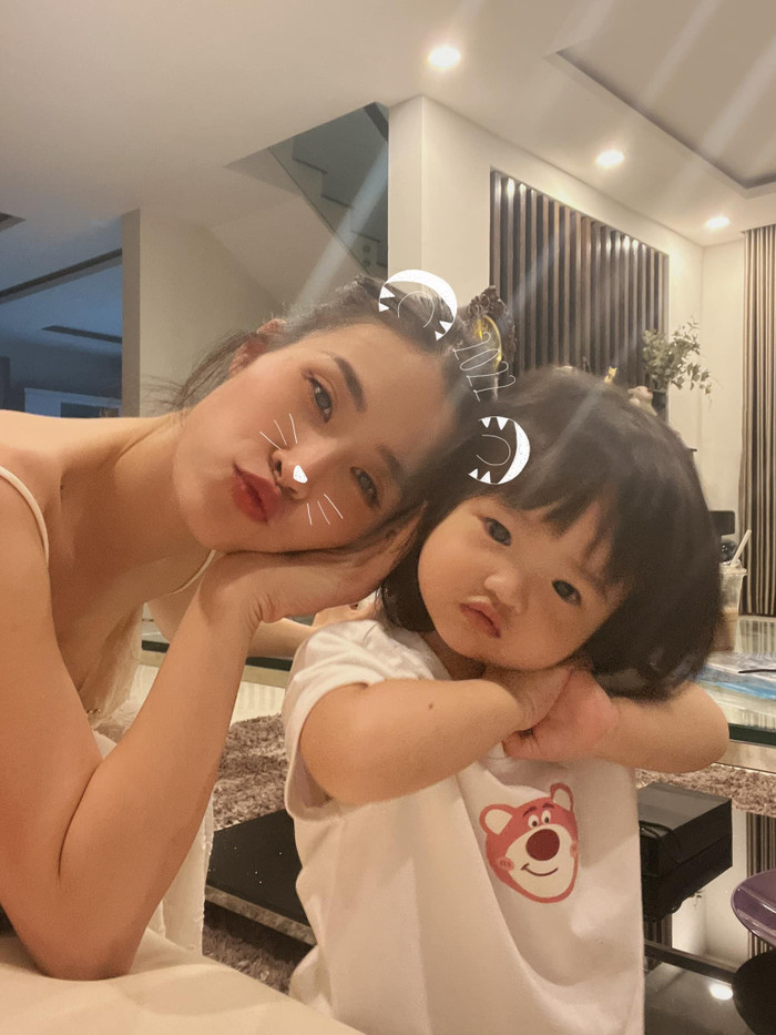 'Ái nữ' nhà Đông Nhi - Ông Cao Thắng là một trong những 'mầm non giải trí' mới của làng giải trí 