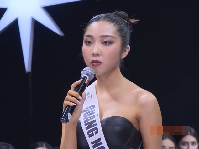 'Thất sủng' ở phần thi thời trang, chiến binh nhai mic ngậm ngùi rời Hoa hậu Hoàn vũ Việt Nam Ảnh 11