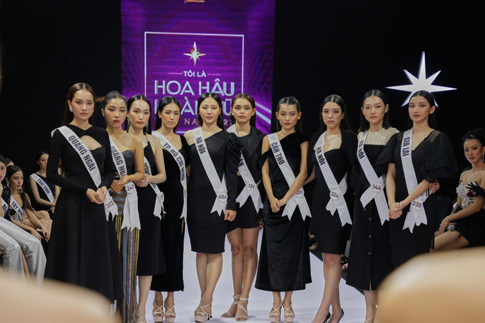 'Thất sủng' ở phần thi thời trang, chiến binh nhai mic ngậm ngùi rời Hoa hậu Hoàn vũ Việt Nam Ảnh 5