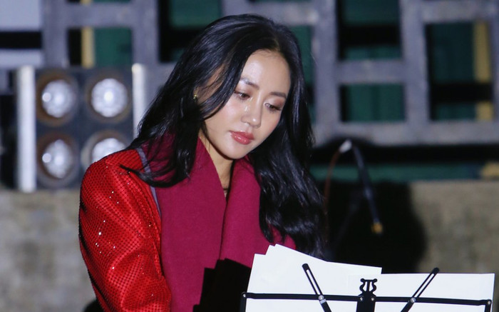 Văn Mai Hương gây tranh cãi khi tiếp tục mang hit của Lady Gaga sang tận Nhật Bản biểu diễn Ảnh 2