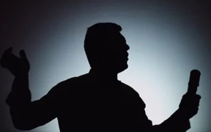 Nam ca sĩ Vbiz bỗng đăng di ảnh của mình cùng điều dang dở khiến dân tình hốt hoảng và sự thật phía sau Ảnh 2