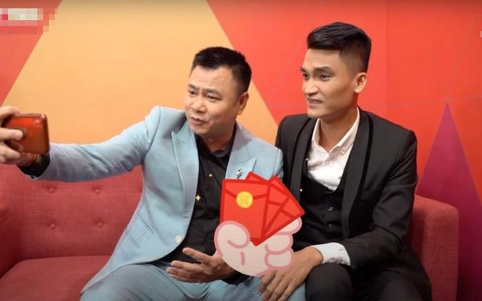 NSND Tự Long 'chơi lớn' mừng đám cưới Mạc Văn Khoa 500 triệu đồng? Ảnh 2