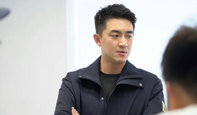 Bị lộ hình ảnh xuống sắc, Lâm Canh Tân tiếp tục bị khán giả chê không xứng với Triệu Lệ Dĩnh Ảnh 4