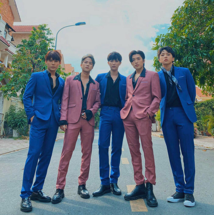 Phải chăng Uni5 đang trên bờ 'tan rã': Hoạt động cầm chừng, một thành viên phải 'đánh lẻ' sang kinh doanh Ảnh 6