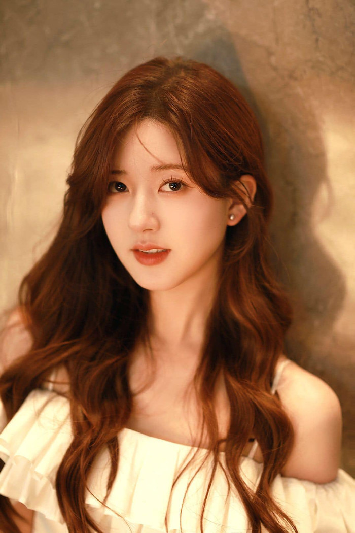 Triệu Lộ Tư không đáng yêu như vẻ bề ngoài, thường xuyên mắng nhân viên rồi nói mình là cung Bọ Cạp? Ảnh 3