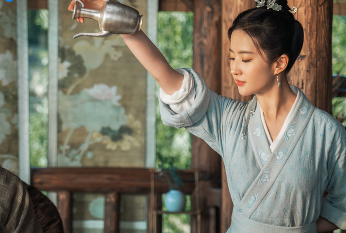 'Thần tiên tỷ tỷ' Lưu Diệc Phi ngày trở lại: Đến cái bóng cũng khiến người khác ganh tỵ Ảnh 6