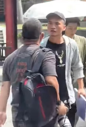 Phim trường Liên Hoa Lâu xảy ra xô xát, Thành Nghị được khen hết lời vì ra tay can ngăn kịp thời Ảnh 4