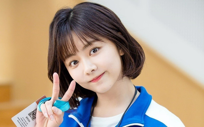 Mỹ nhân Cbiz ngoài 30 mà như thiếu nữ: 'Thần tiên tỷ tỷ' Lưu Diệc Phi không đối thủ Ảnh 4