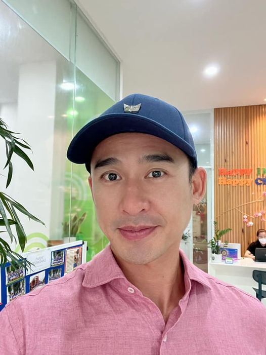 Lương Thế Thành vô cùng xúc động khi đi họp phụ huynh cho quý tử đầu lòng