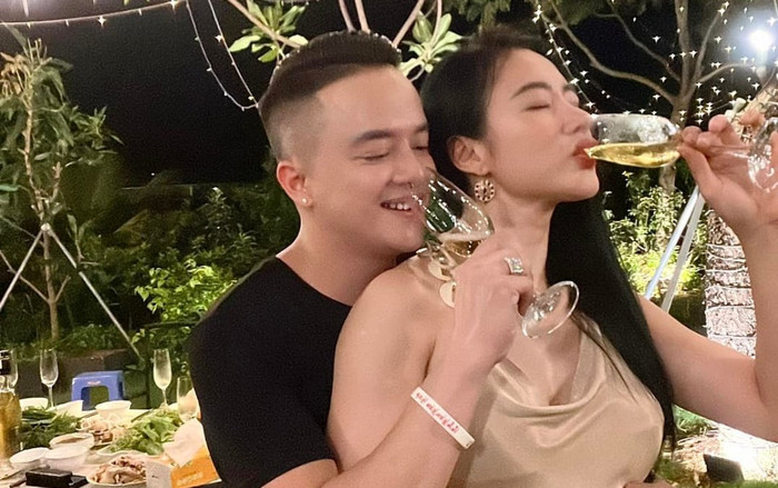 Cao Thái Sơn và Angela Phương Trinh: Tan rồi hợp với tốc độ 'chóng mặt' Ảnh 2