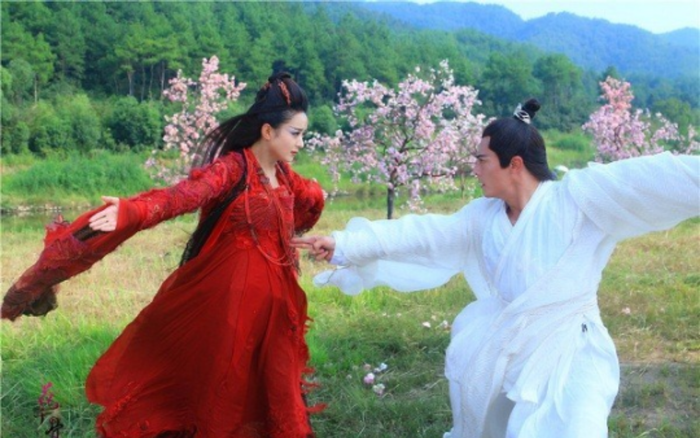 Khán giả nói gì về Hoa Thiên Cốt của Triệu Lệ Dĩnh và Hoắc Kiến Hoa sau 7 năm? Ảnh 8