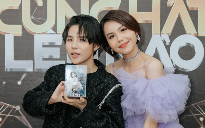 Một thí sinh Cùng hát lên nào hóa ra là 'fan cứng' của Vũ Cát Tường, còn chuẩn bị quà sẵn cho thần tượng Ảnh 2