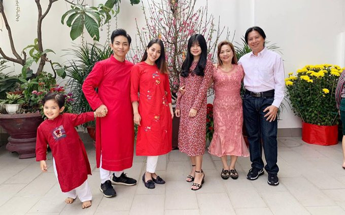 Khánh Thi bật mí mối quan hệ tốt đẹp giữa mình và gia đình chồng sau nhiều năm làm dâu Ảnh 2