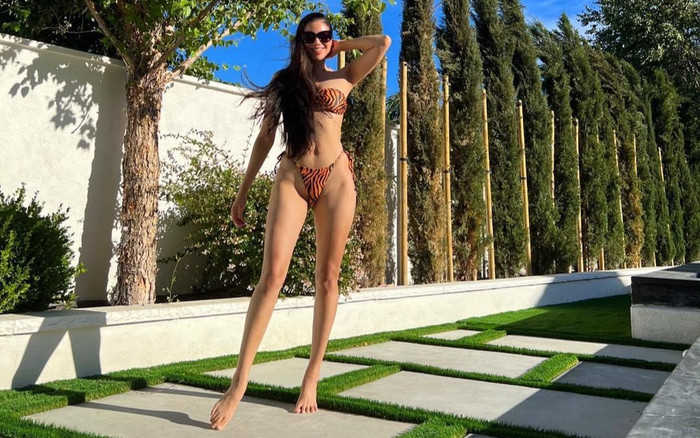 Lần hiếm hoi Phạm Hương diện bikini khoe thân hình siêu gợi cảm khiến fan 'bỏng mắt' Ảnh 2