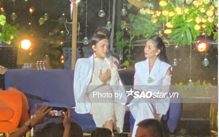 Độc quyền: Phạm Quỳnh Anh tiết lộ chuyện mang bầu, bật khóc trên sân khấu Ảnh 2