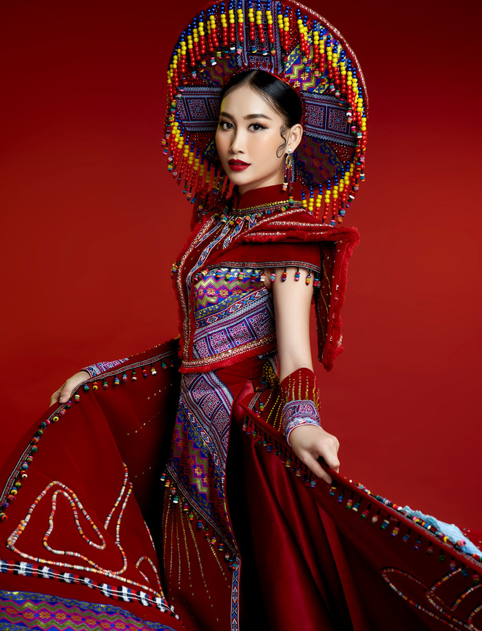Fan lắc đầu với trình tiếng Anh của Hồng Trang: Dừng chân ở Top 25 Miss Global 2022 là hợp lý Ảnh 6
