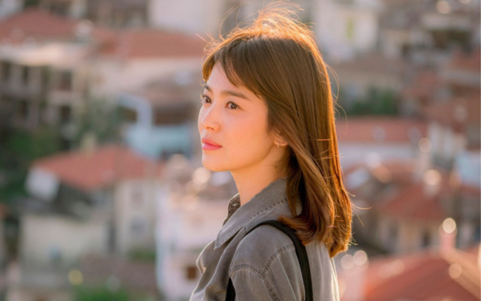 Song Hye Kyo: Lúc nhỏ khổ sở lang bạt khắp nơi, lớn lên thương ai cũng không trọn vẹn Ảnh 9